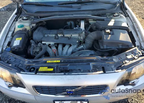 2001 Volvo S60 from USA, damaged, VIN YV1RS61R612042948